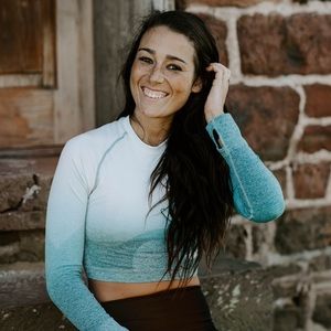 Meet your Posher, Camille